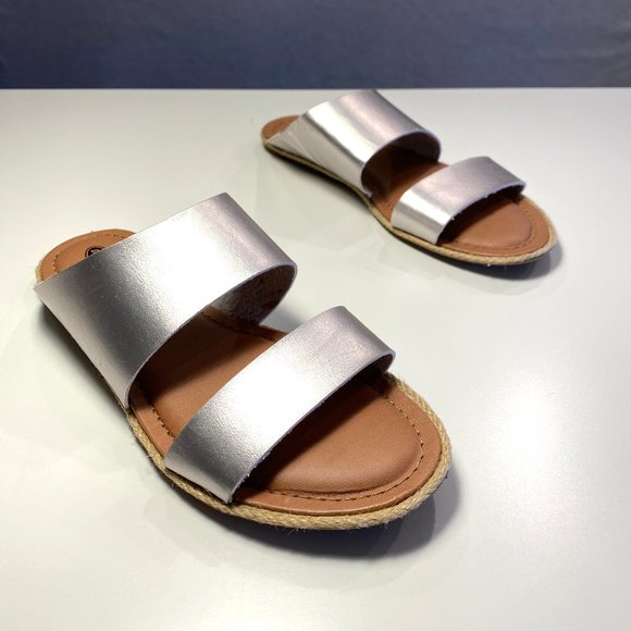 Dr. Scholl's Shoes - Dr. Scholl's Sandal, May in Silver, Size 7.5